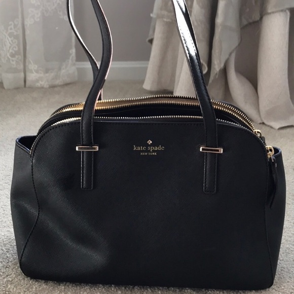 kate spade Handbags - Kate Spade Cedar Elissa Purse